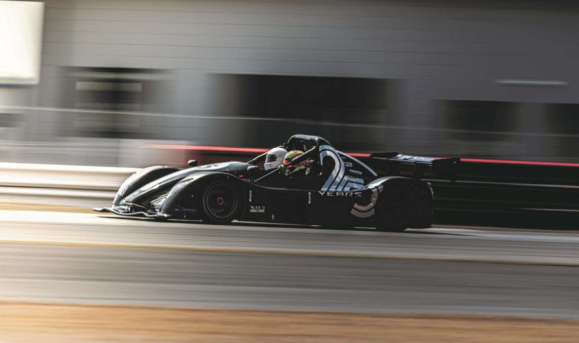 Motorsport nie sprzedaje produktów, sprzedaje emocje, aspiracje